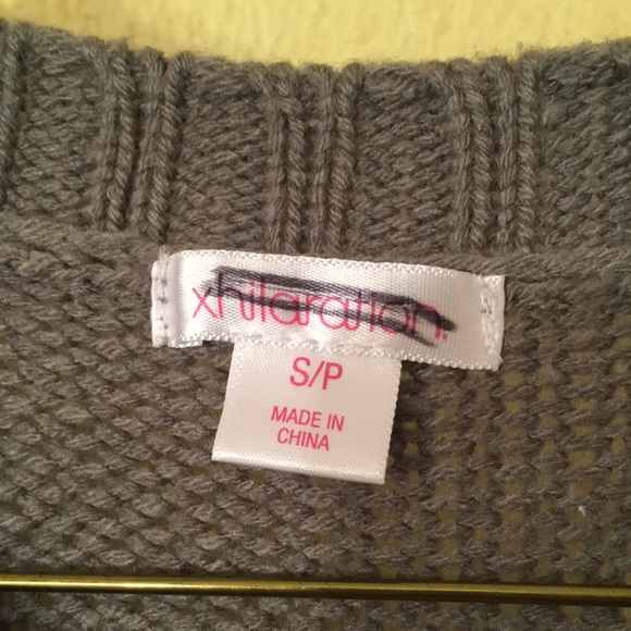 EUC Xhilaration faux fur vest, gray color, women size - Picture 3 of 14